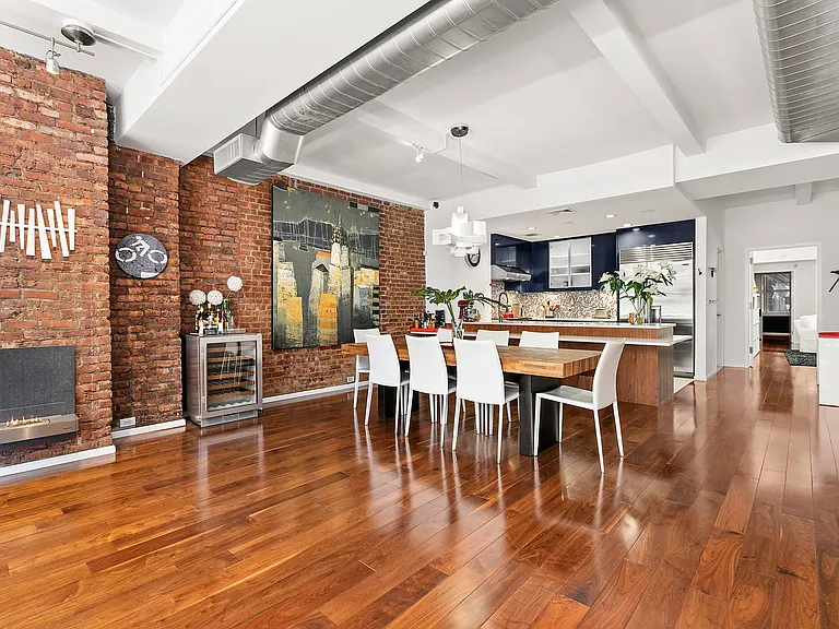 15 W 17th St #6 — Photo 4