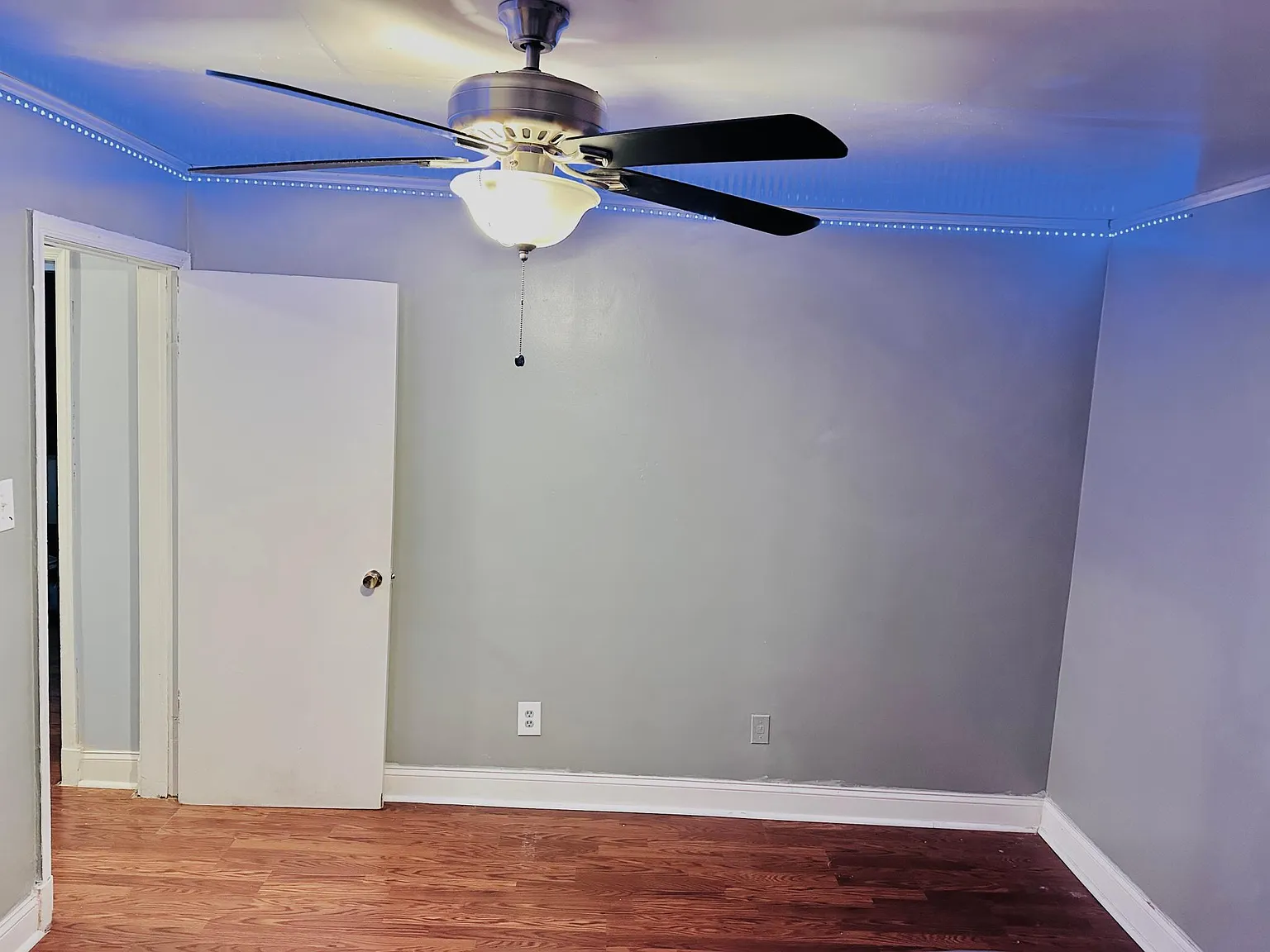 4113 Elderon Ave — Photo 4
