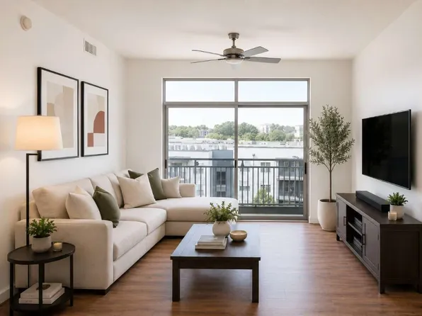 711 Cosmopolitan Dr Unit 715, Atlanta, GA 30324