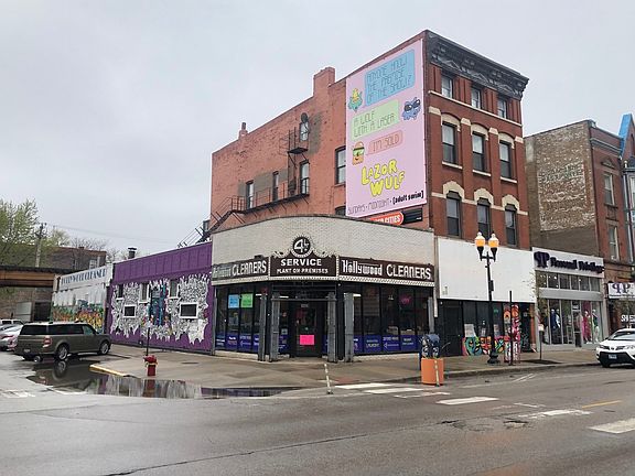 2nd image of 1438 N Milwaukee Ave #42