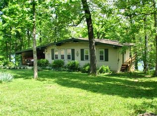 9 W Lakeshore Dr, Cherokee Village, AR 72529