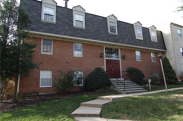 1st image of 872 College Pkwy