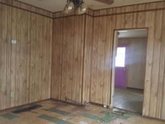 3rd image of 1321 Fairmount Ave