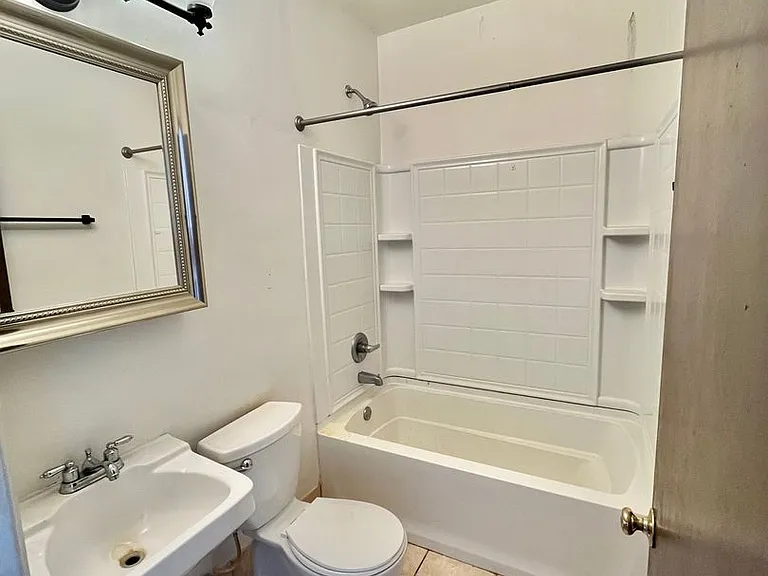 219-221 W High St — Photo 11