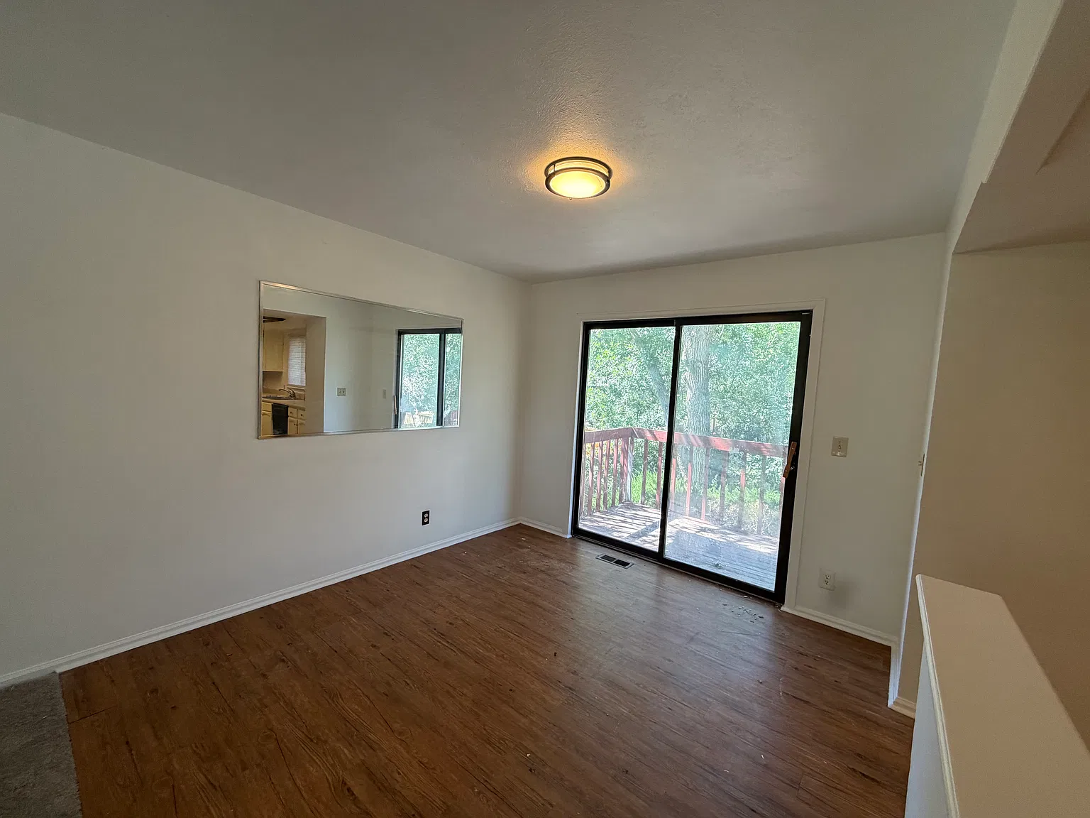 4 bed, 1760 sqft, $2,675 — Photo 4
