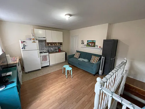 1120 Pine St Photo 1