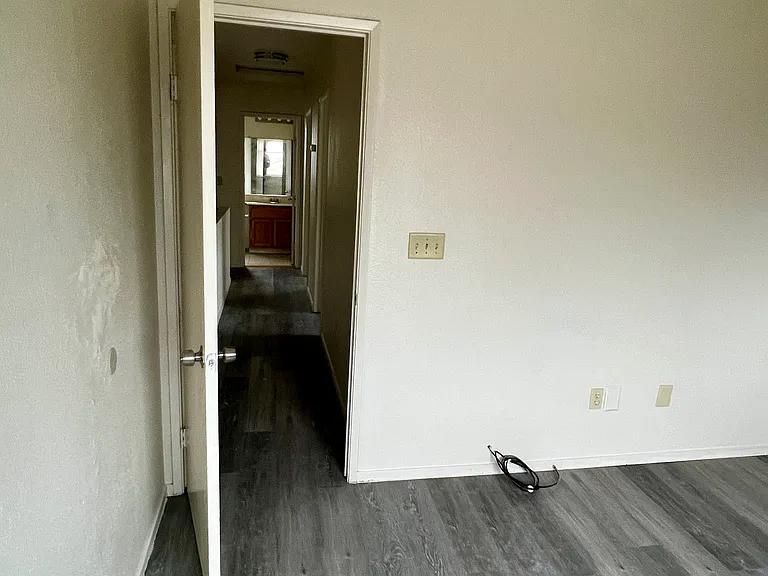 2149 Stormy Creek Ct — Photo 19