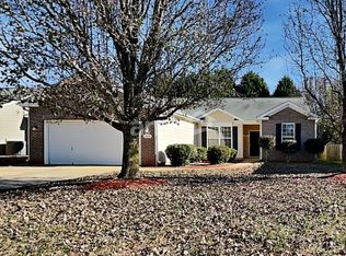 6039 Willomere Cir, Winston Salem, NC 27107