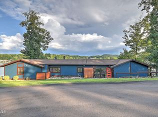 2772 Devault Bridge Rd, Piney Flats, TN 37686