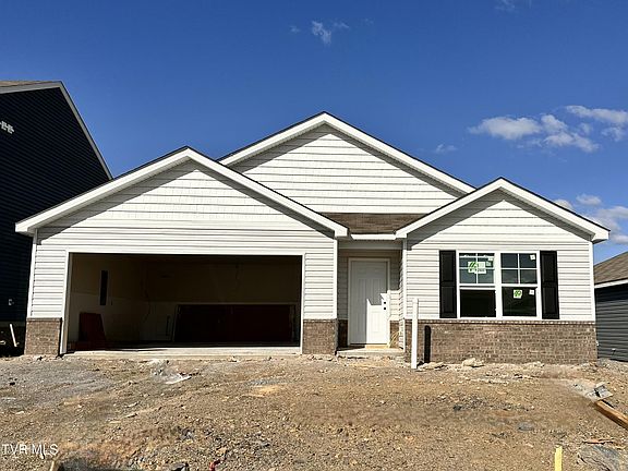 2nd image of 109 Crawford Cir