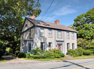 37 Main Street, North Stonington, CT 06359