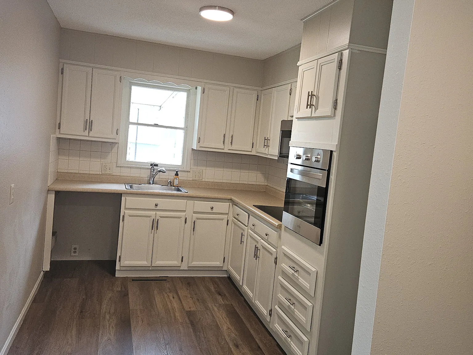 1 bed, 624 sqft, $850 — Photo 2
