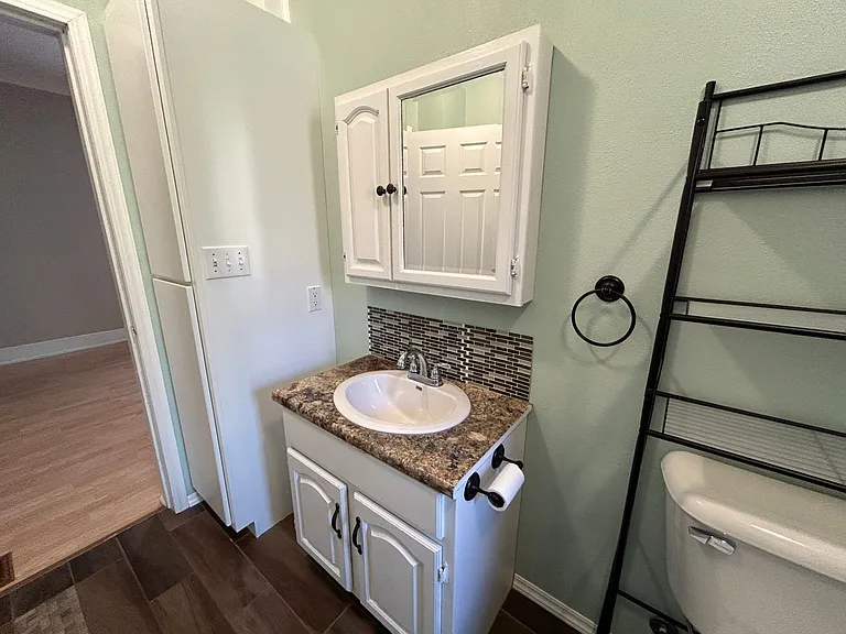 117 W Adams Ave — Photo 40