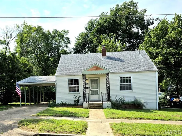200 E 1st St, Rolla, MO 65401