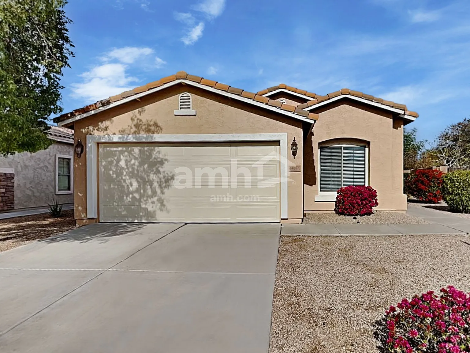 3 bed, 2.0 bath, 1633 sqft, $1,770 — Photo 1