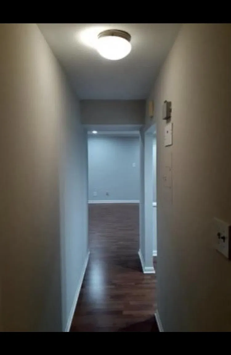 10110 Campus Way S — Photo 2