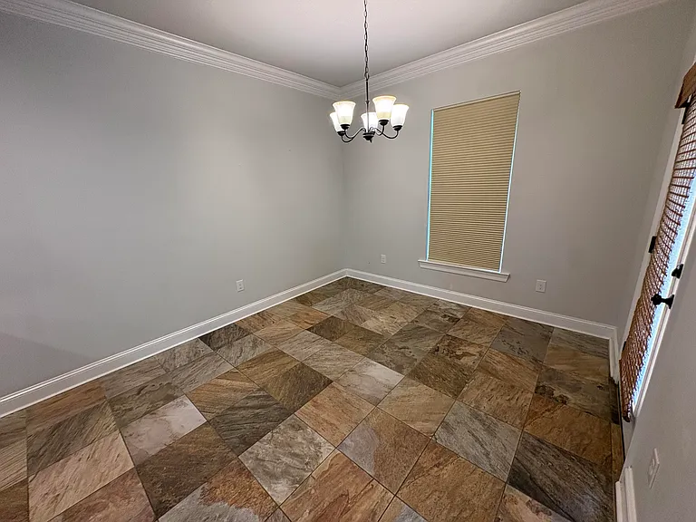 300 Sparrowhawk St — Photo 8