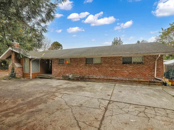 7913 192nd St, Surrey, BC V4N 5S9