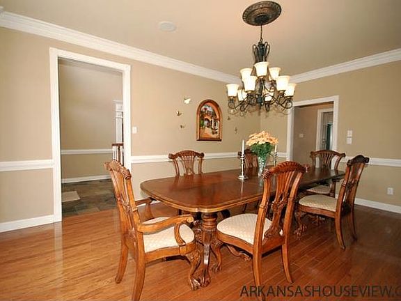 5th image of 4405 Bay Hill Dr