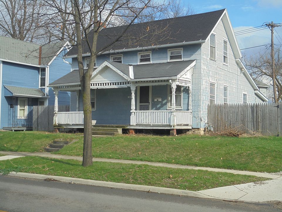 1st image of 380 E Market St