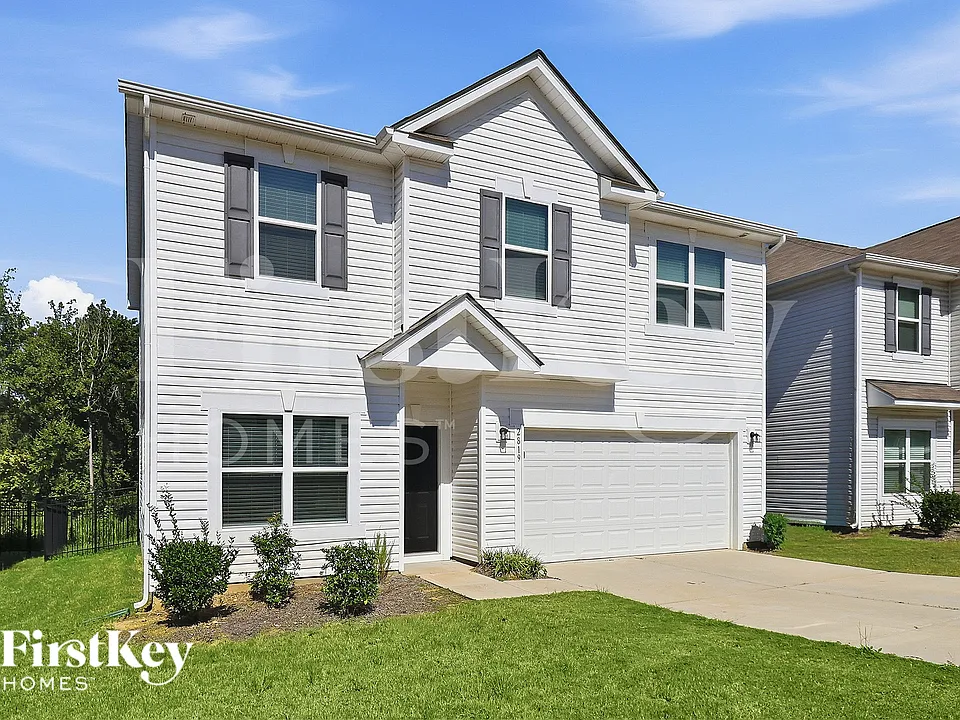 2819 Curbstone Ln