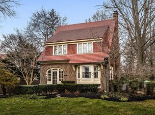 111 Colonial Rdg, Moorestown, NJ 08057