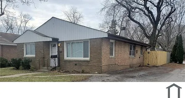 16724 Anthony Ave — Photo 1