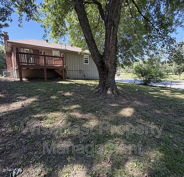 1820 E Cherokee Ln — Photo 26