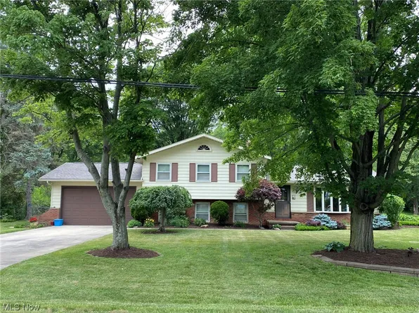 4421 Westmont Blvd, Akron, OH 44321