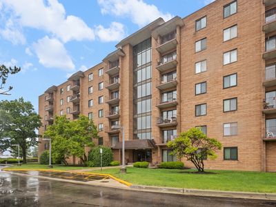 1717 W Crystal Ln UNIT 310, Mount Prospect, IL, 60056