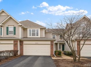 3055 Serenity Ln, Naperville, IL