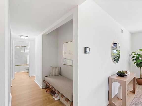 5th image of 5925 Manon St