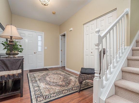 3rd image of 7034 Creekside Dr #7034
