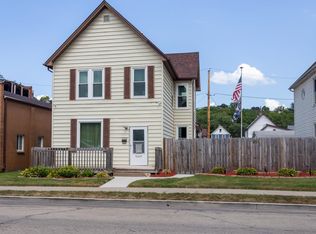 2950 Jackson St, Dubuque, IA 52001