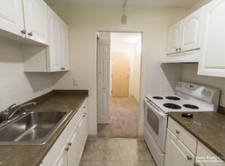80 Pleasant St APT 76, Brookline, MA 02446