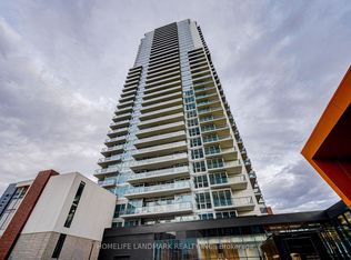 95 McMahon Dr #303, Toronto, ON M2K 0C2