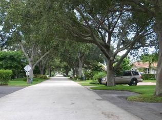 1911 NE 27th Ct, Pompano Beach, FL 33064