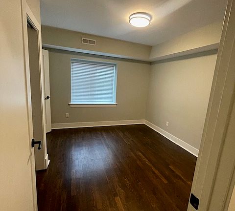 4th image of 1222 William Howard Taft Rd #D2