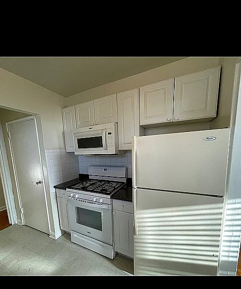 Kitchen 2 Kitchen 2