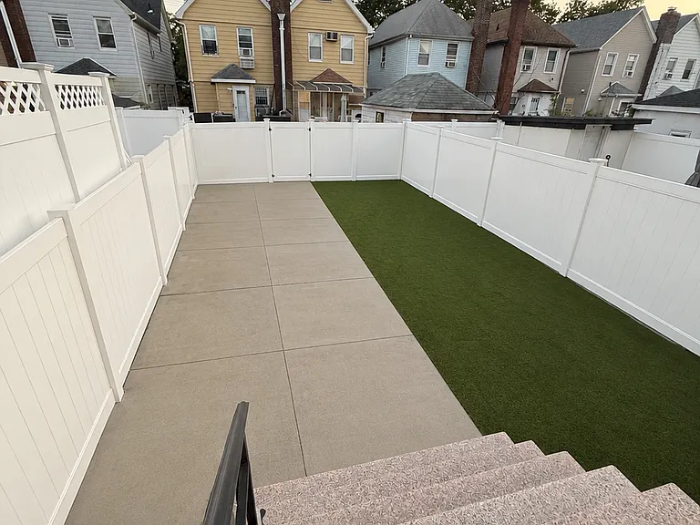 2034 E 65th St — Photo 11