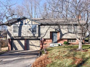 5320 Switzer Rd, Shawnee, KS 66203