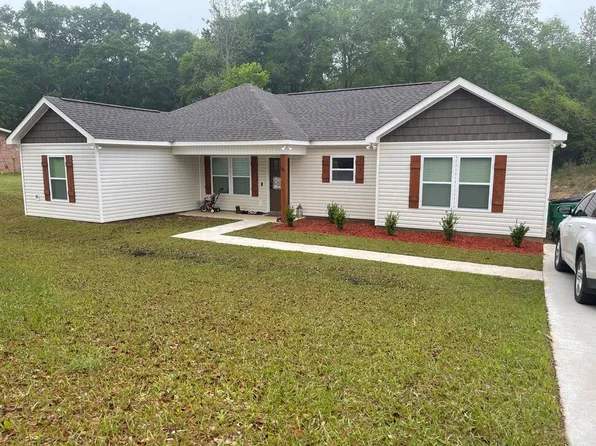 101 Lakewood Dr, Troy, AL 36079