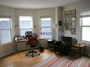 50 Bartlett St #U2, Somerville, MA 02145