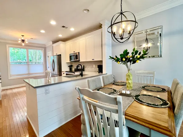 2270 Daniel Island Dr, Charleston, SC 29492
