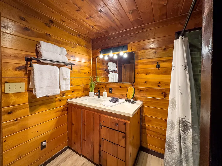 23418 N River Dr — Photo 9