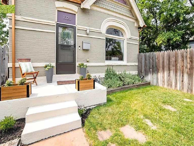 1320 E 28th Ave — Photo 1