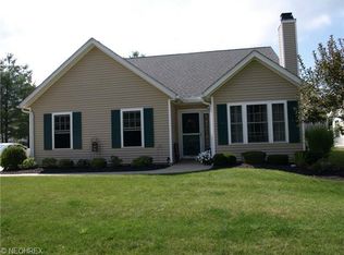 15038 Woodsong Dr, Middlefield, OH 44062