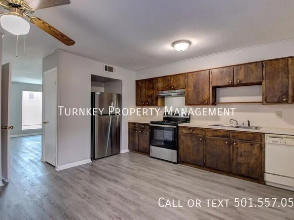 1901 Sanford Dr, Little Rock, AR 72227