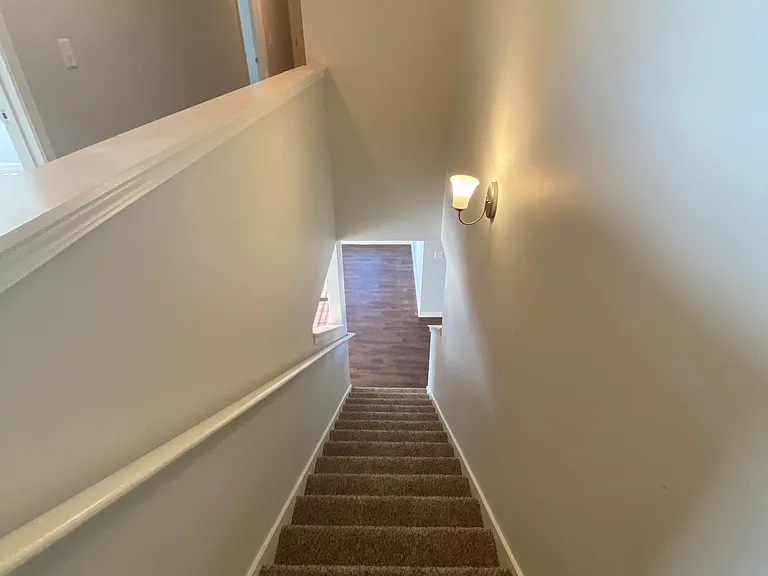 100 Rosegate Dr — Photo 16