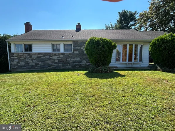 409 Yale Ave, Broomall, PA 19008